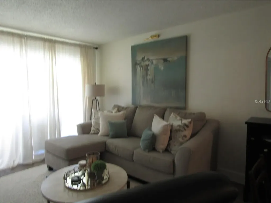 4516 Longwater Sarasota FL 34235