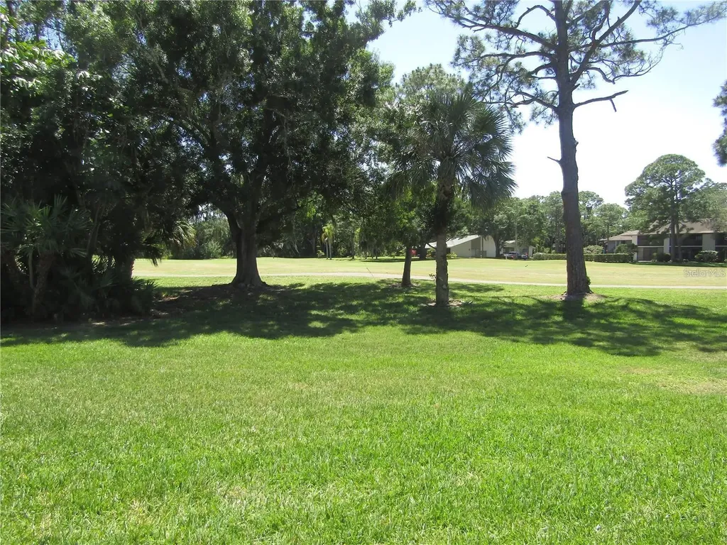 4516 Longwater Sarasota FL 34235