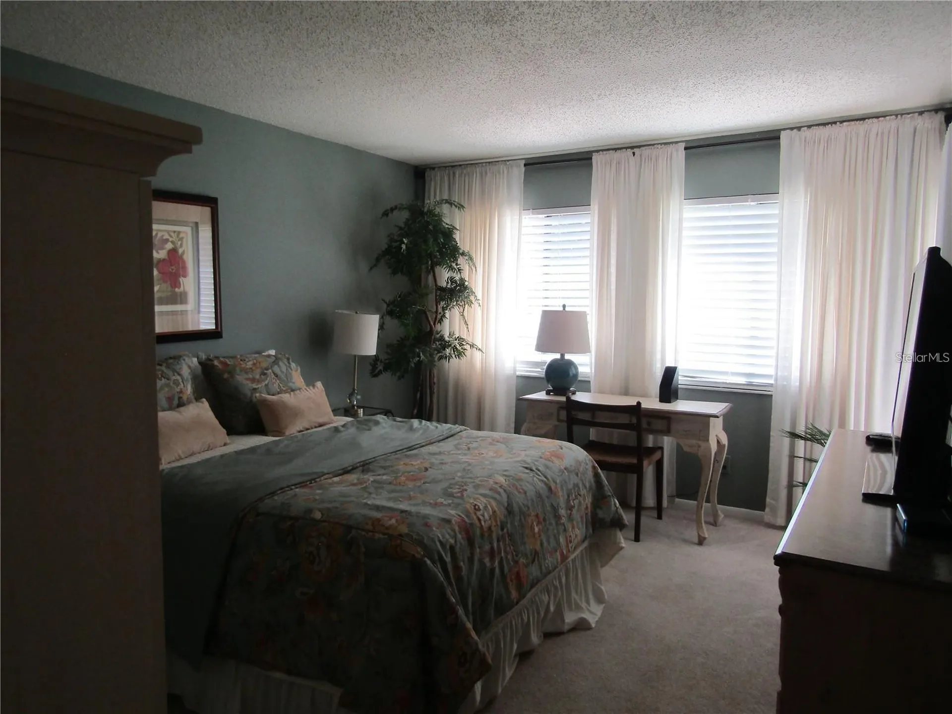 4516 Longwater Sarasota FL 34235