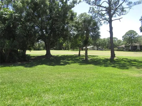 4516 Longwater Sarasota FL 34235