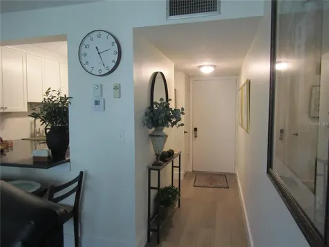 4516 Longwater Sarasota FL 34235