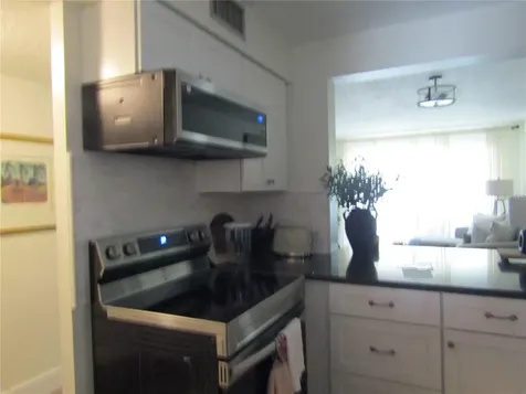 4516 Longwater Sarasota FL 34235