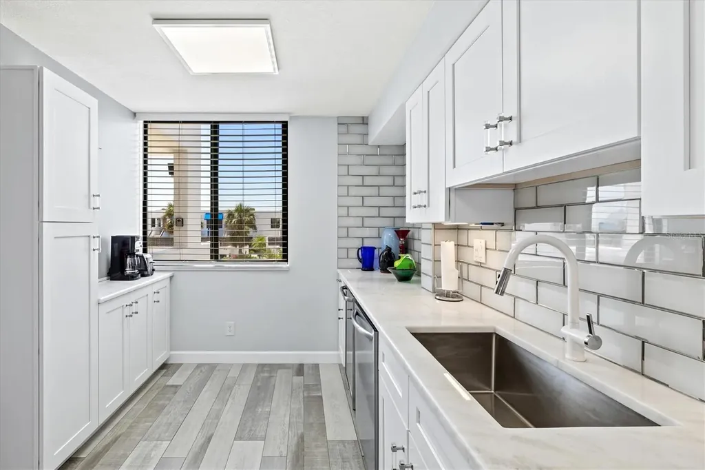 750 Bayport Way Longboat Key FL 34228