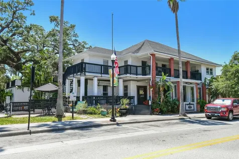 454 Main Street Safety Harbor FL 34695