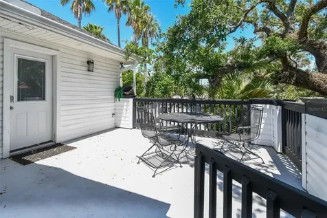 454 Main Street Safety Harbor FL 34695