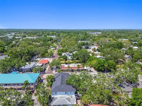 454 Main Street Safety Harbor FL 34695