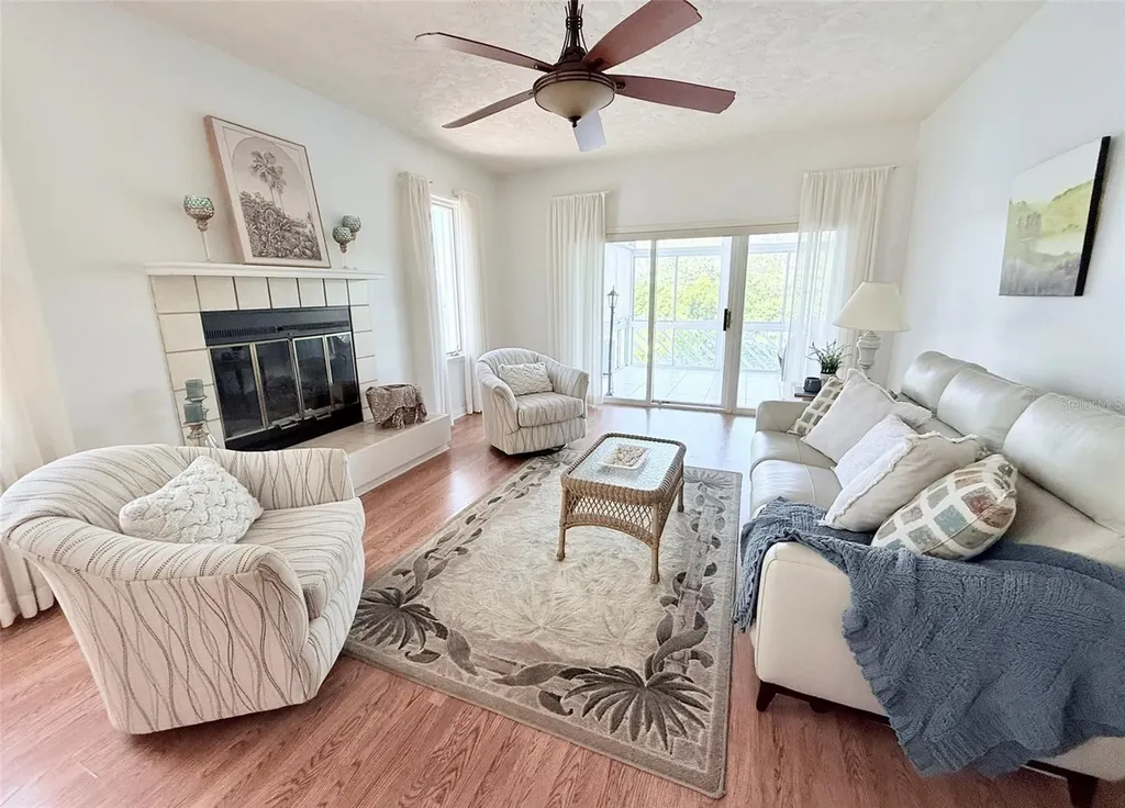 111 Tidy Island Boulevard Bradenton FL 34210