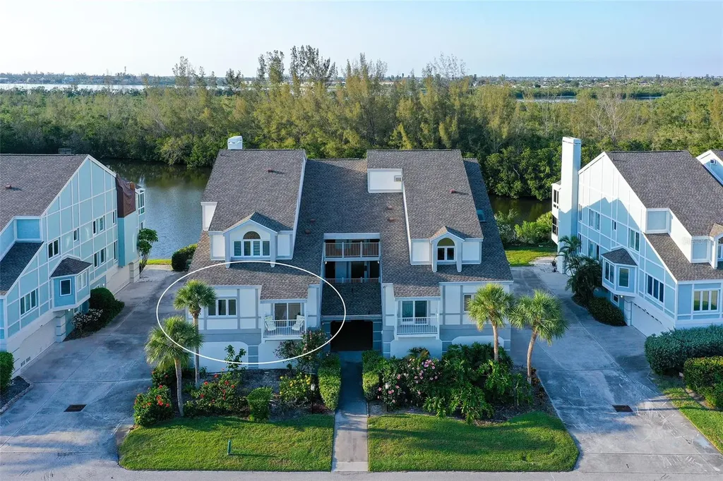 111 Tidy Island Boulevard Bradenton FL 34210