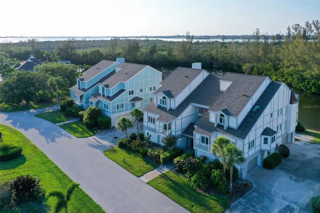 111 Tidy Island Boulevard Bradenton FL 34210