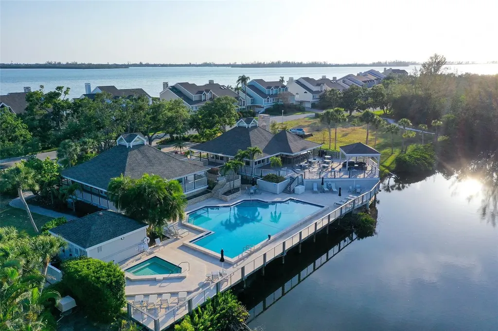111 Tidy Island Boulevard Bradenton FL 34210