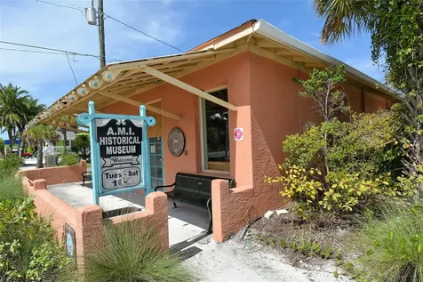 111 Tidy Island Boulevard Bradenton FL 34210