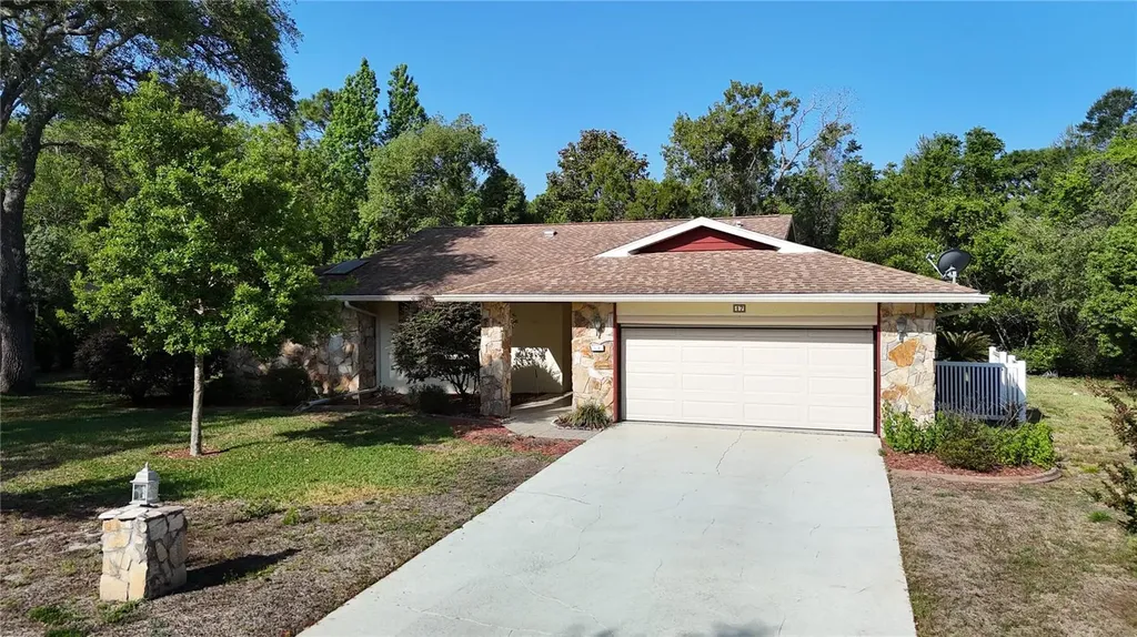 17 Salvia Court W Homosassa FL 34446