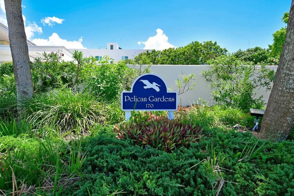 170 Roosevelt Drive Sarasota FL 34236