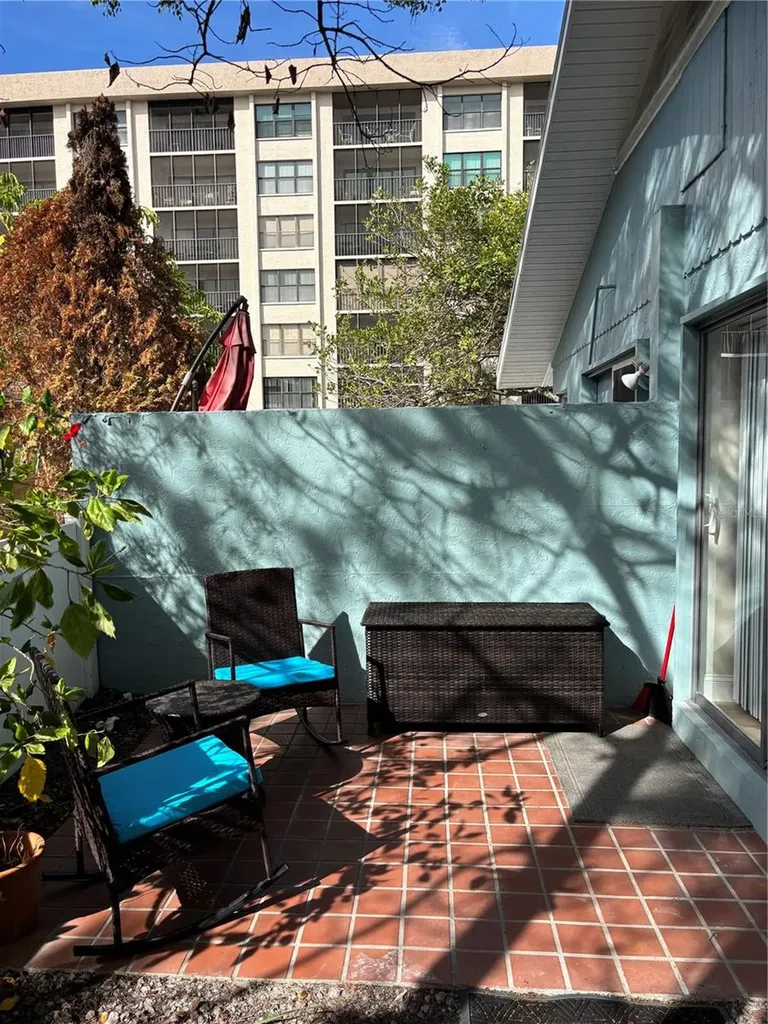 170 Roosevelt Drive Sarasota FL 34236