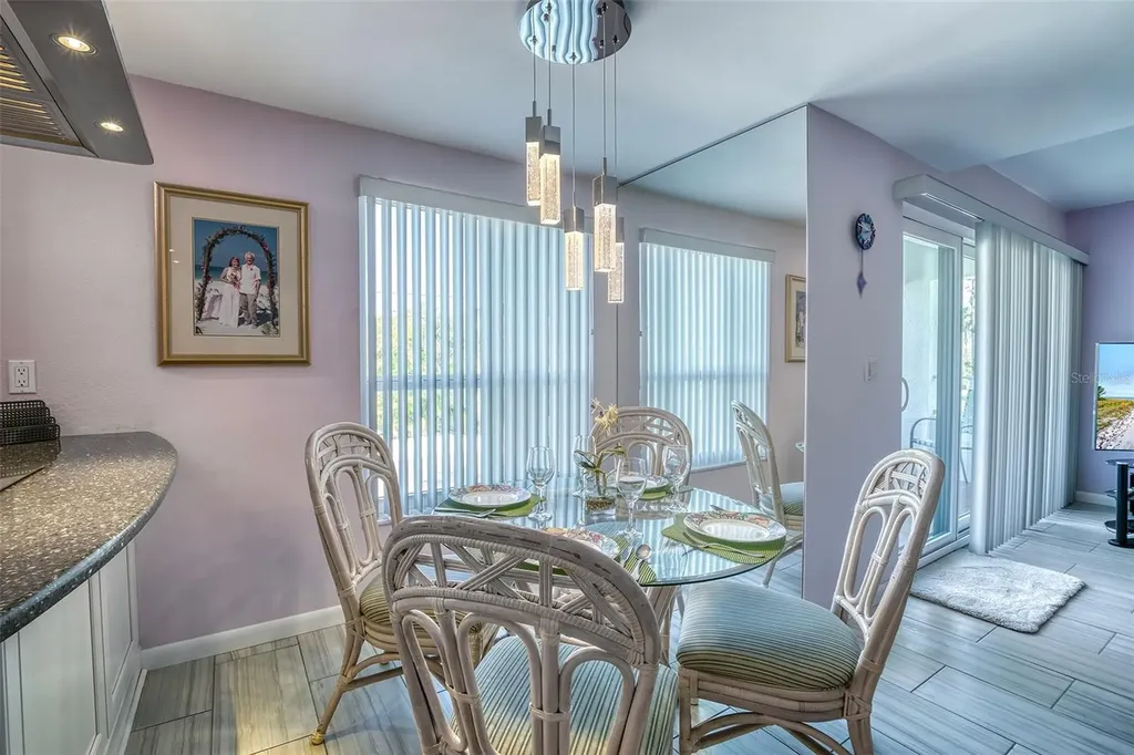 3701 5th Avenue Holmes Beach FL 34217