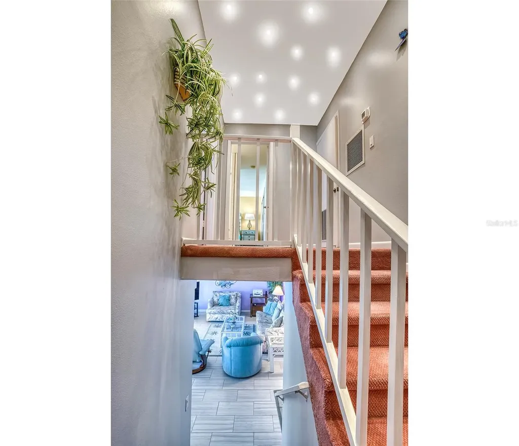 3701 5th Avenue Holmes Beach FL 34217