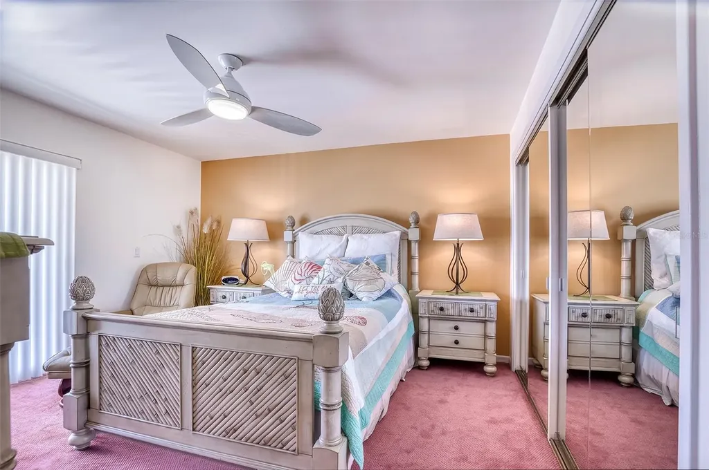 3701 5th Avenue Holmes Beach FL 34217