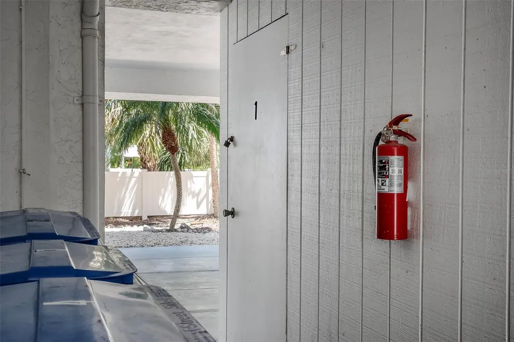 3701 5th Avenue Holmes Beach FL 34217