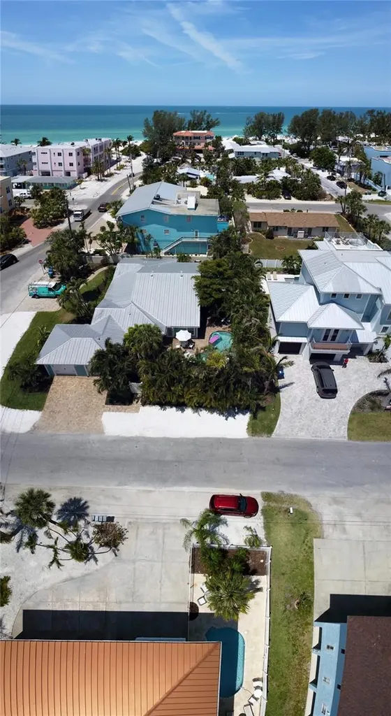 3701 5th Avenue Holmes Beach FL 34217