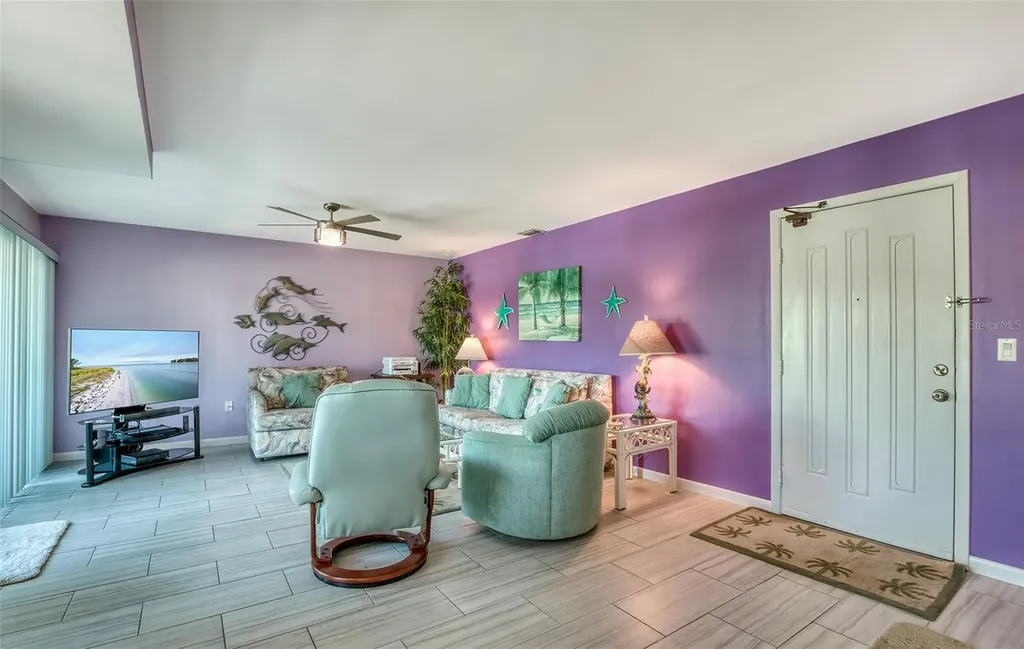 3701 5th Avenue Holmes Beach FL 34217