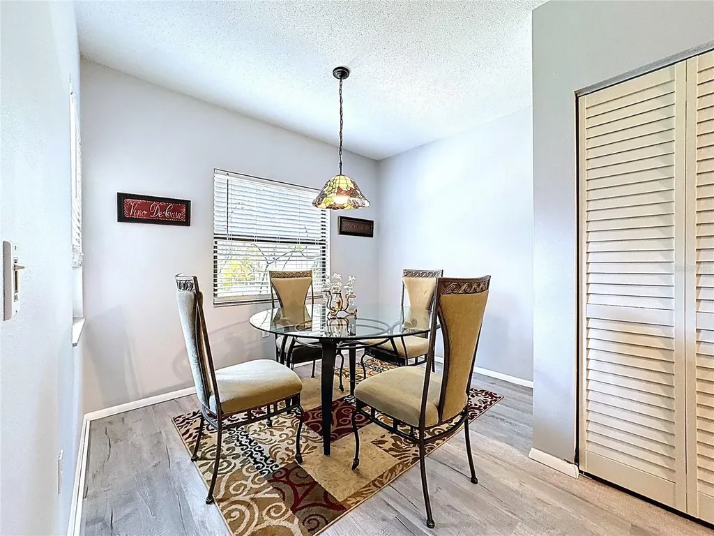 5234 Lake Arrowhead Trail Sarasota FL 34231