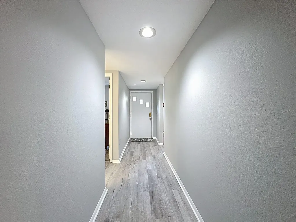 5234 Lake Arrowhead Trail Sarasota FL 34231
