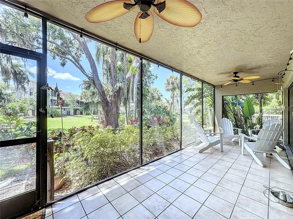 5234 Lake Arrowhead Trail Sarasota FL 34231