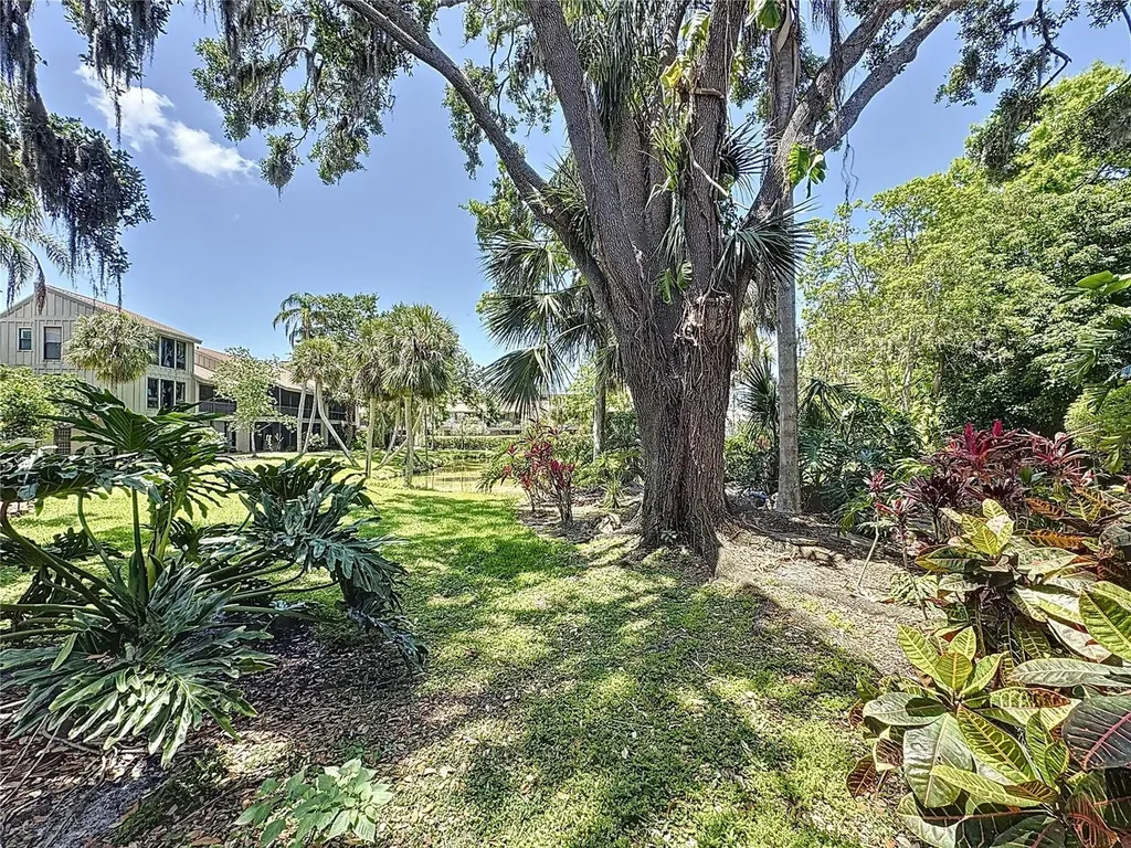 5234 Lake Arrowhead Trail Sarasota FL 34231