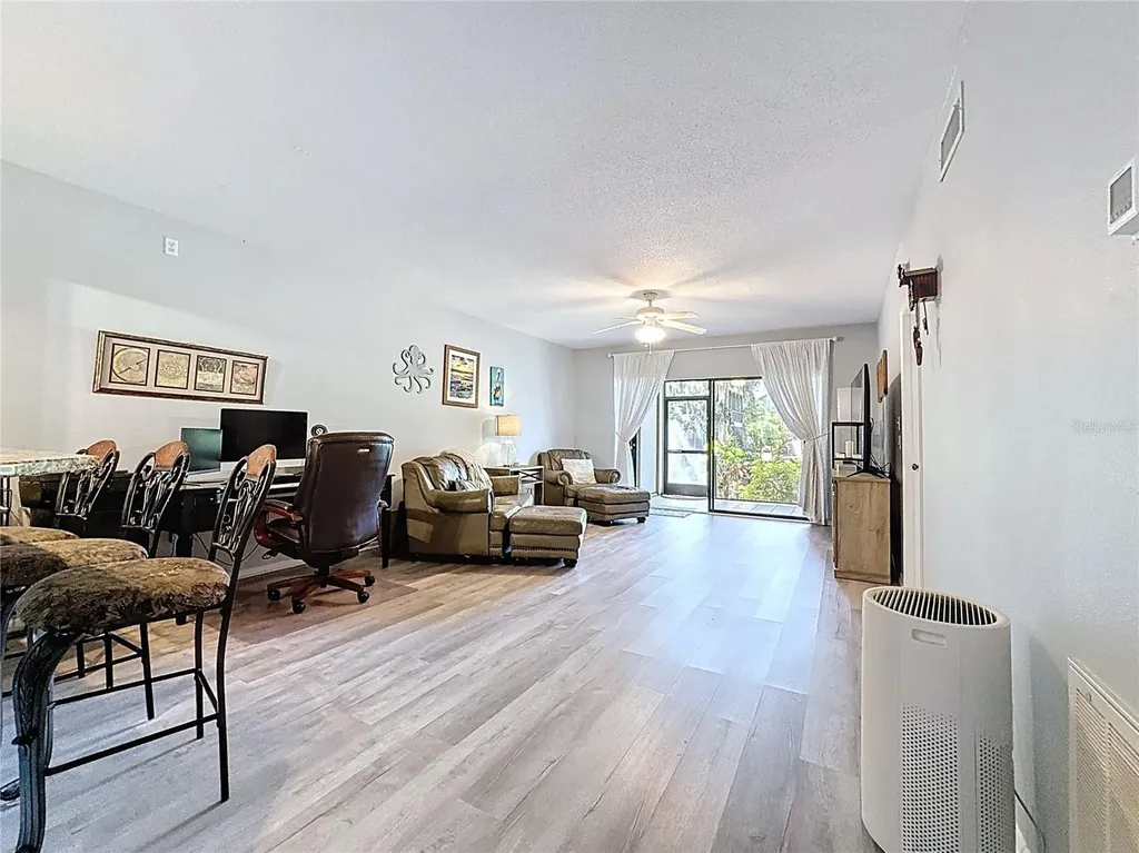 5234 Lake Arrowhead Trail Sarasota FL 34231