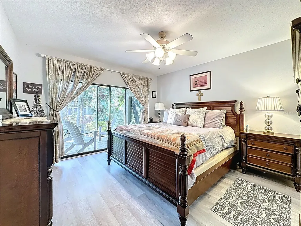 5234 Lake Arrowhead Trail Sarasota FL 34231