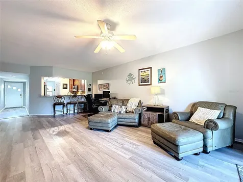 5234 Lake Arrowhead Trail Sarasota FL 34231