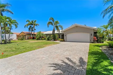 1941 Kentucky Avenue NE St Petersburg FL 33703