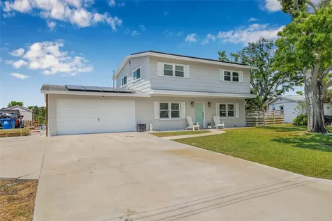 1501 84th Avenue N St Petersburg FL 33702