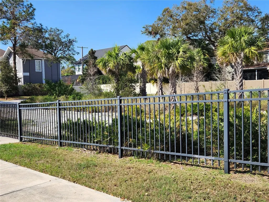 4409 W El Prado Boulevard Tampa FL 33629