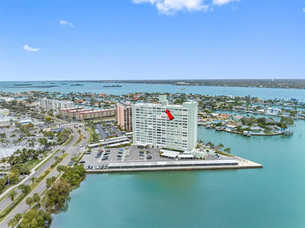 31 Island Way Clearwater Beach FL 33767