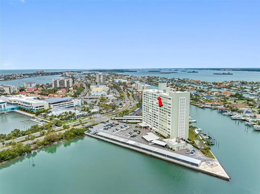 31 Island Way Clearwater Beach FL 33767