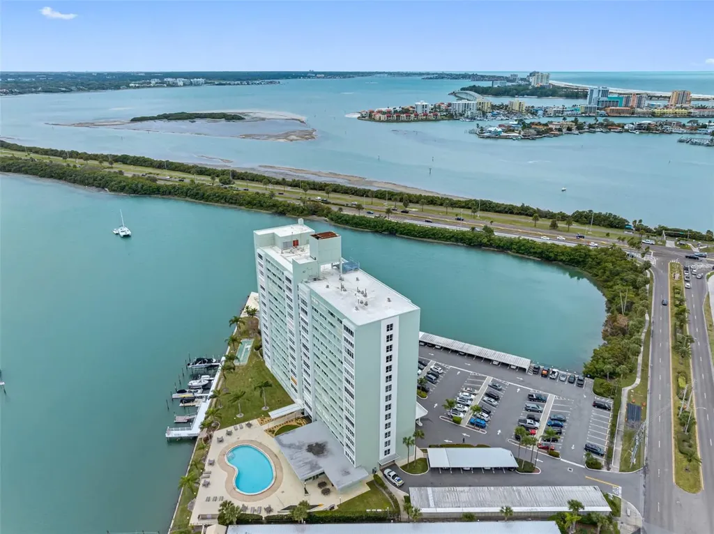 31 Island Way Clearwater Beach FL 33767