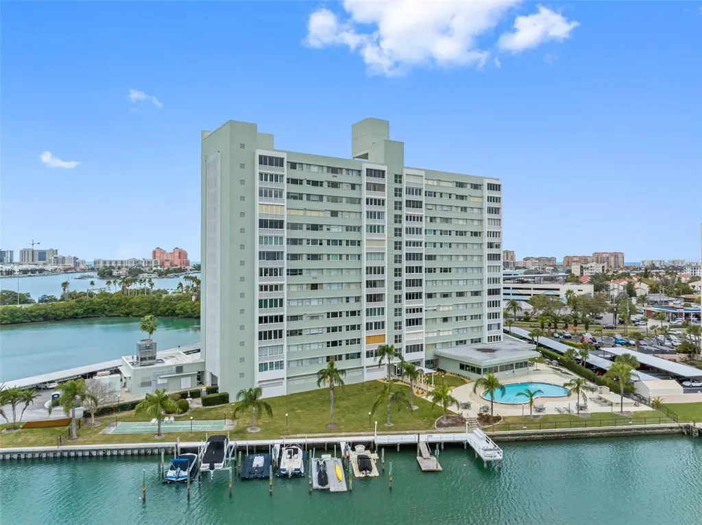 31 Island Way Clearwater Beach FL 33767