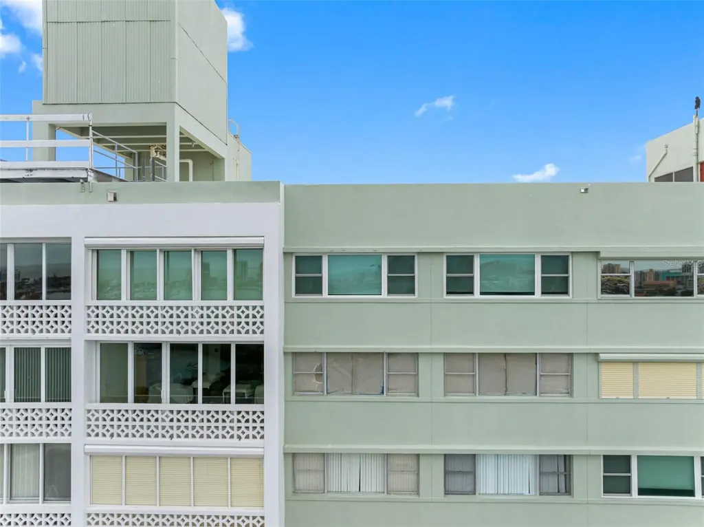 31 Island Way Clearwater Beach FL 33767