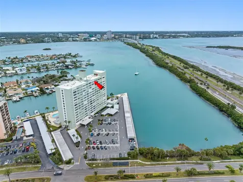 31 Island Way Clearwater Beach FL 33767