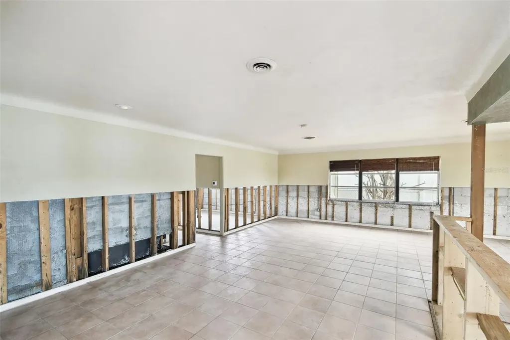 11340 5th Street E Treasure Island FL 33706