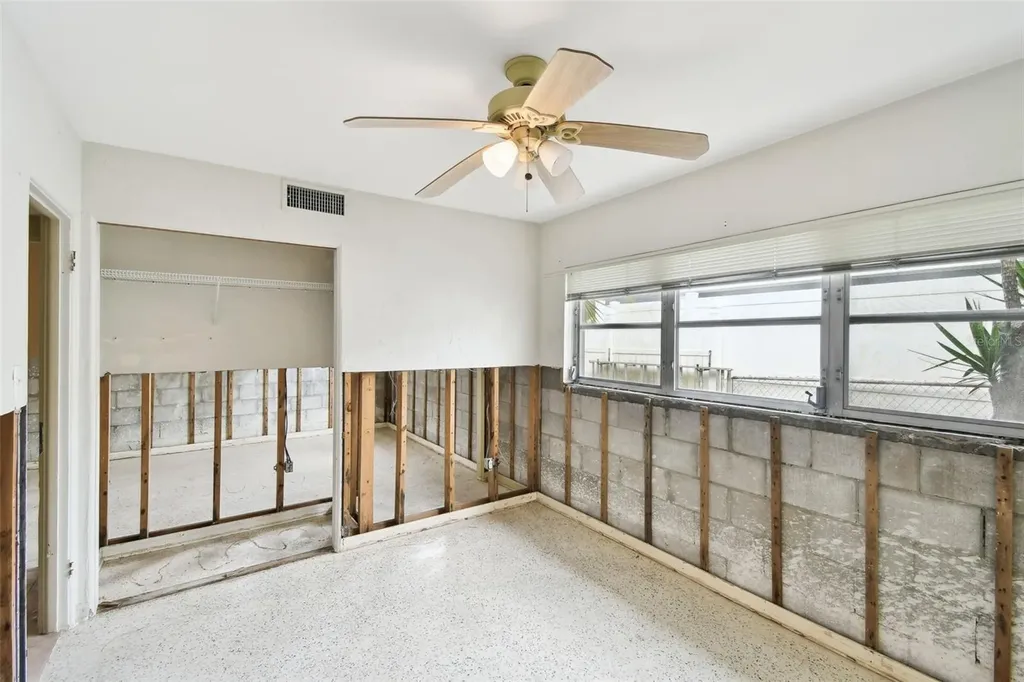 11340 5th Street E Treasure Island FL 33706