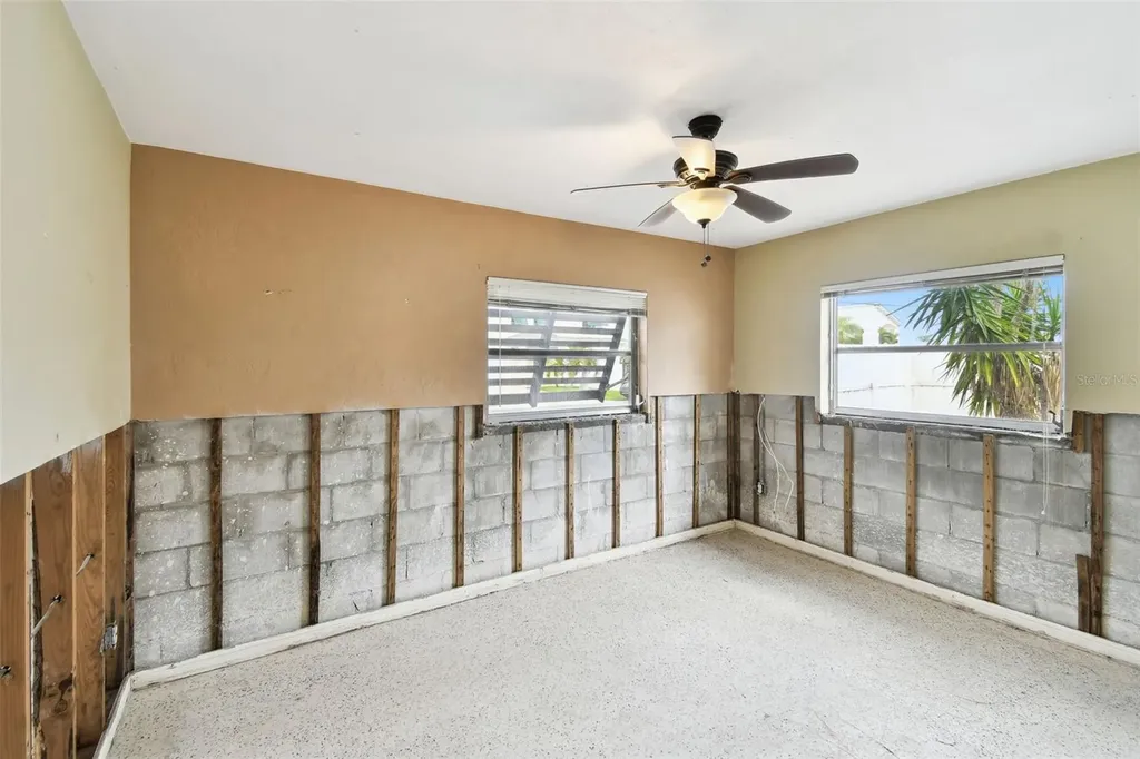 11340 5th Street E Treasure Island FL 33706