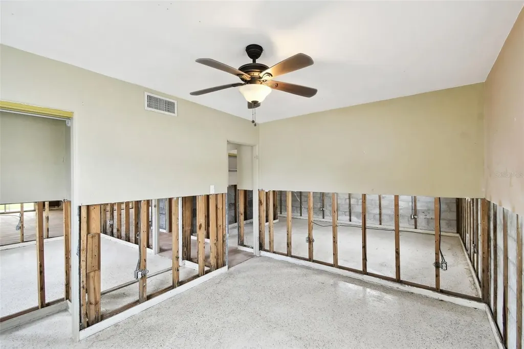 11340 5th Street E Treasure Island FL 33706