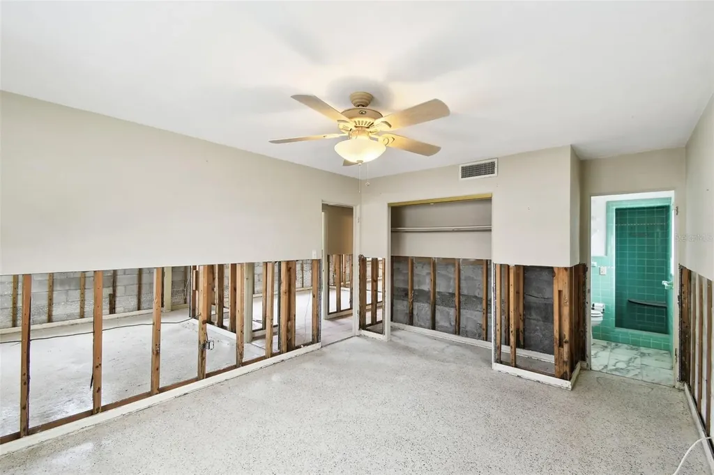 11340 5th Street E Treasure Island FL 33706