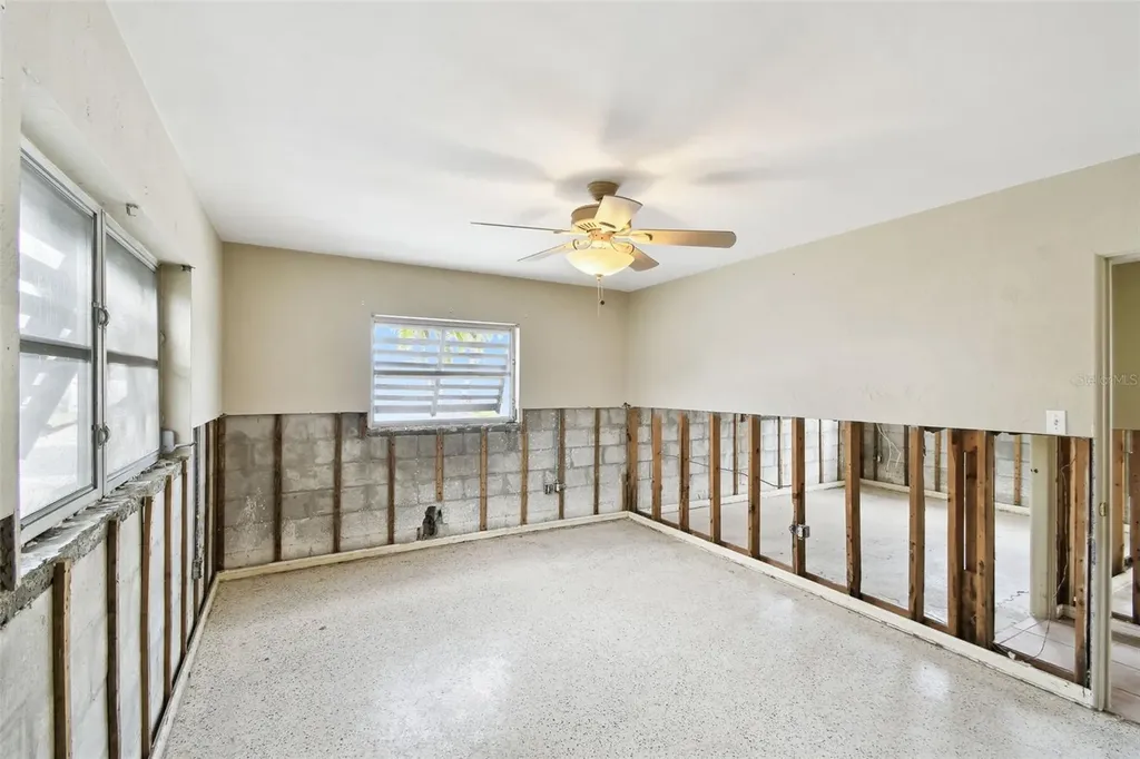 11340 5th Street E Treasure Island FL 33706