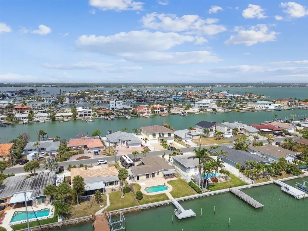 11340 5th Street E Treasure Island FL 33706