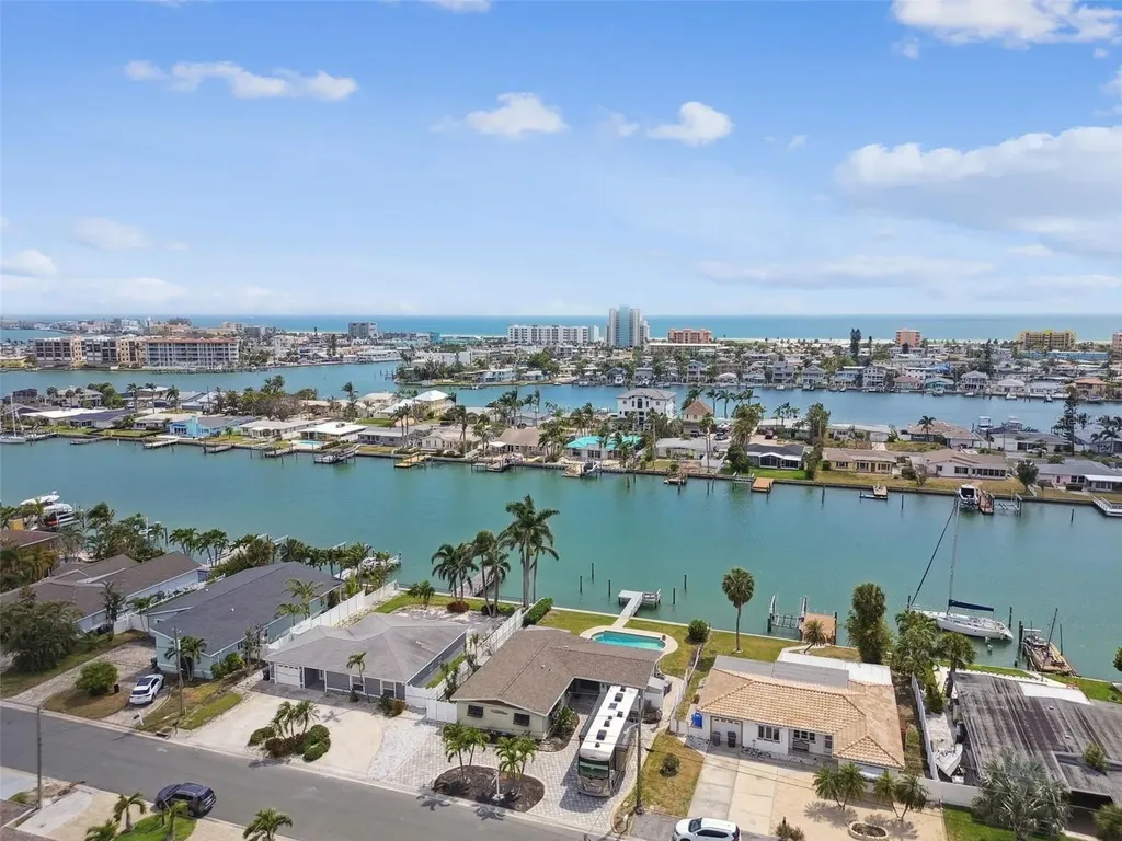 11340 5th Street E Treasure Island FL 33706