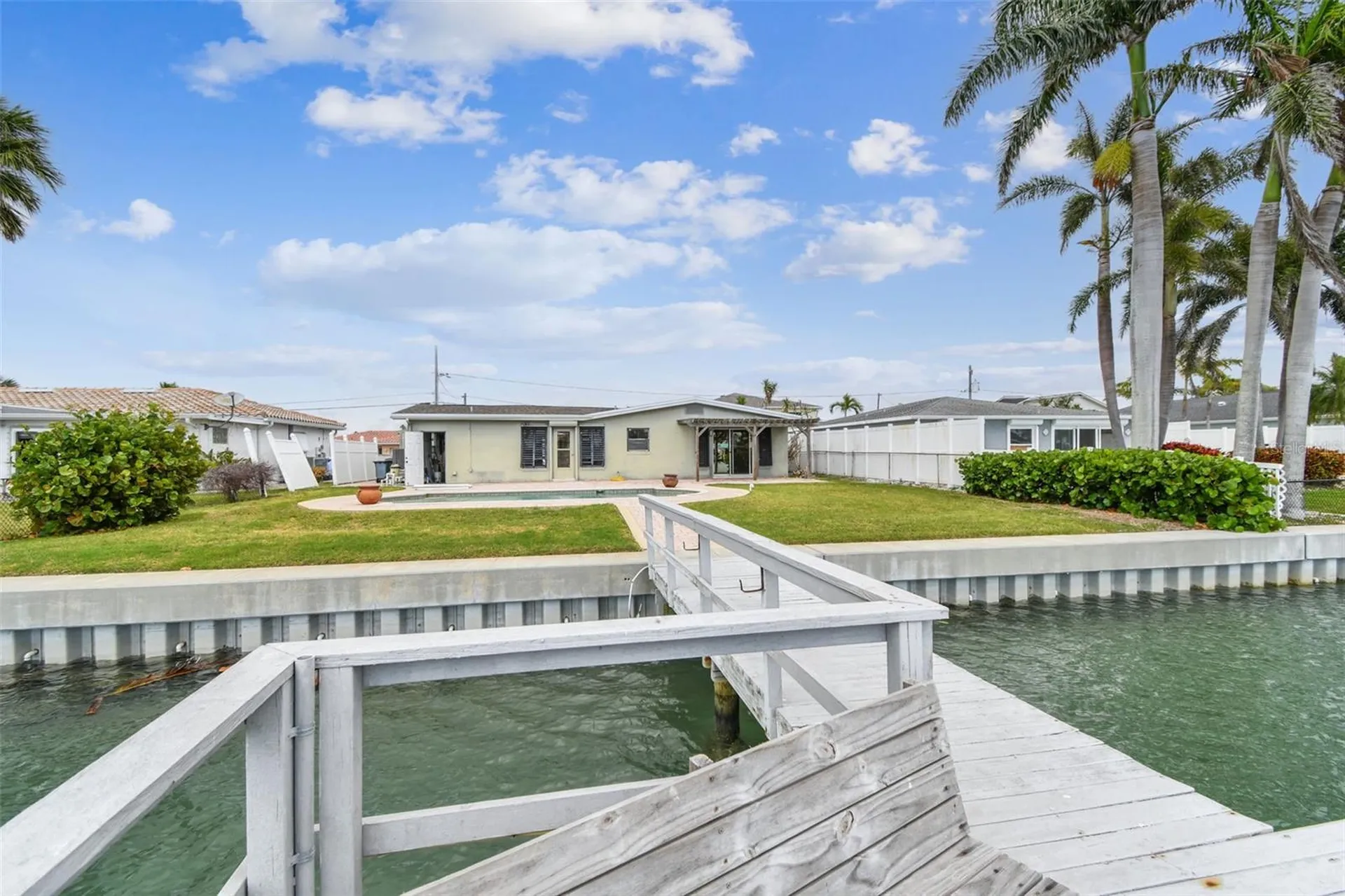 11340 5th Street E Treasure Island FL 33706