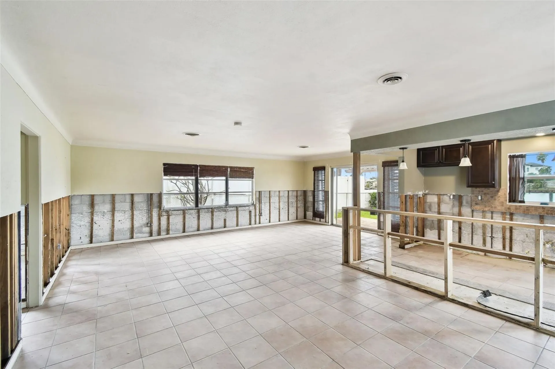11340 5th Street E Treasure Island FL 33706